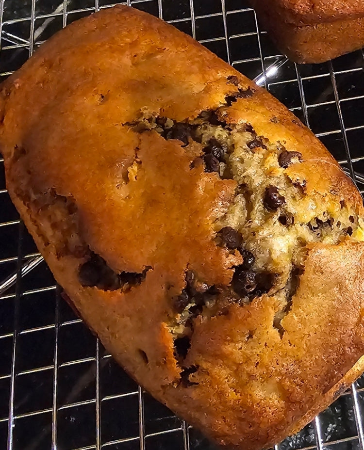 Lg Walnut/Chocolate Chips Sourdough Banana Bread
